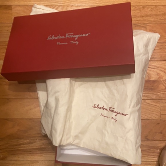 Bisque patent calf leather Sissi wedges - Picture 9 of 12